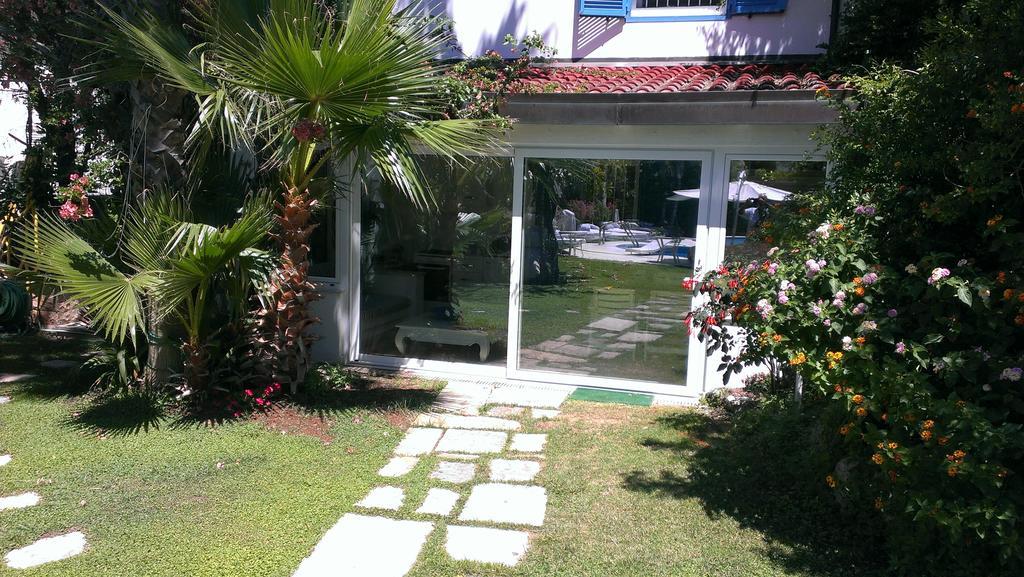 Villa Rosamarina โรซา มาริน่า ภายนอก รูปภาพ